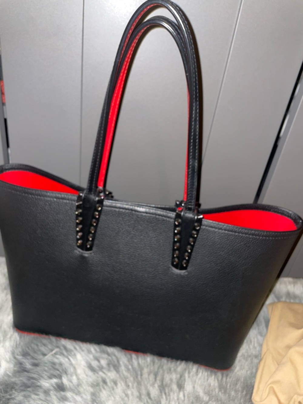 Christian Louboutin Cabata Medium